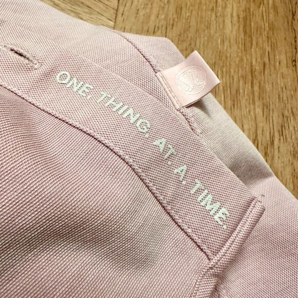 Lululemon Commission Shirt Mens M Pink Stretch Travel Button Down Hidden Pocket - Picture 6 of 10